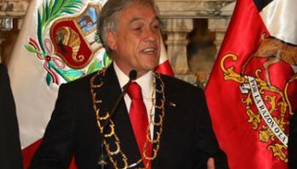 Sebastian Piñera es condecorado con el Gran Collar de la Orden "El Sol del Perú"