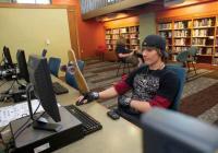 Biblioteca de New York defiende derecho a ver porno