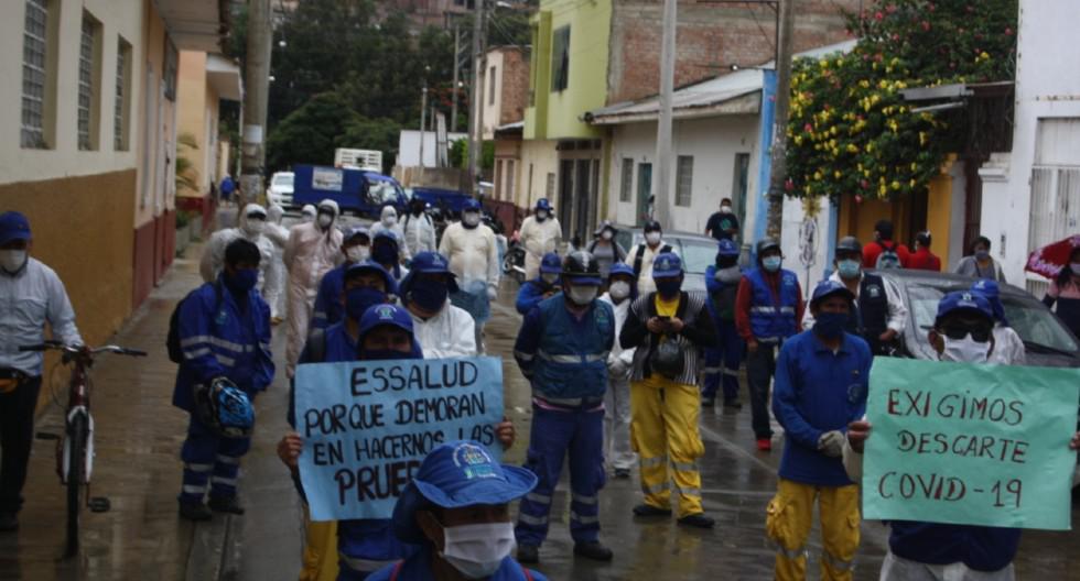 Huánuco: Trabajadores de limpieza exigen se les haga pruebas de COVID-19. (foto difusión)