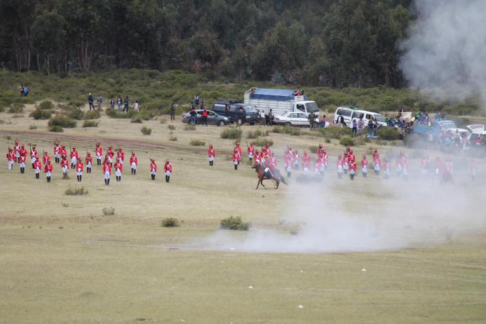Así se llevó a cabo la gran escenificación de la Batalla de Ayacucho (FOTOS)