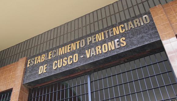 Hallan droga escondida en tacho de basura en penal de Cusco