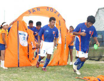 San José les abre las puertas