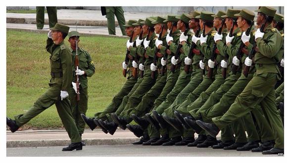 Ejército cubano anuncia que los homosexuales pueden cumplir servicio militar