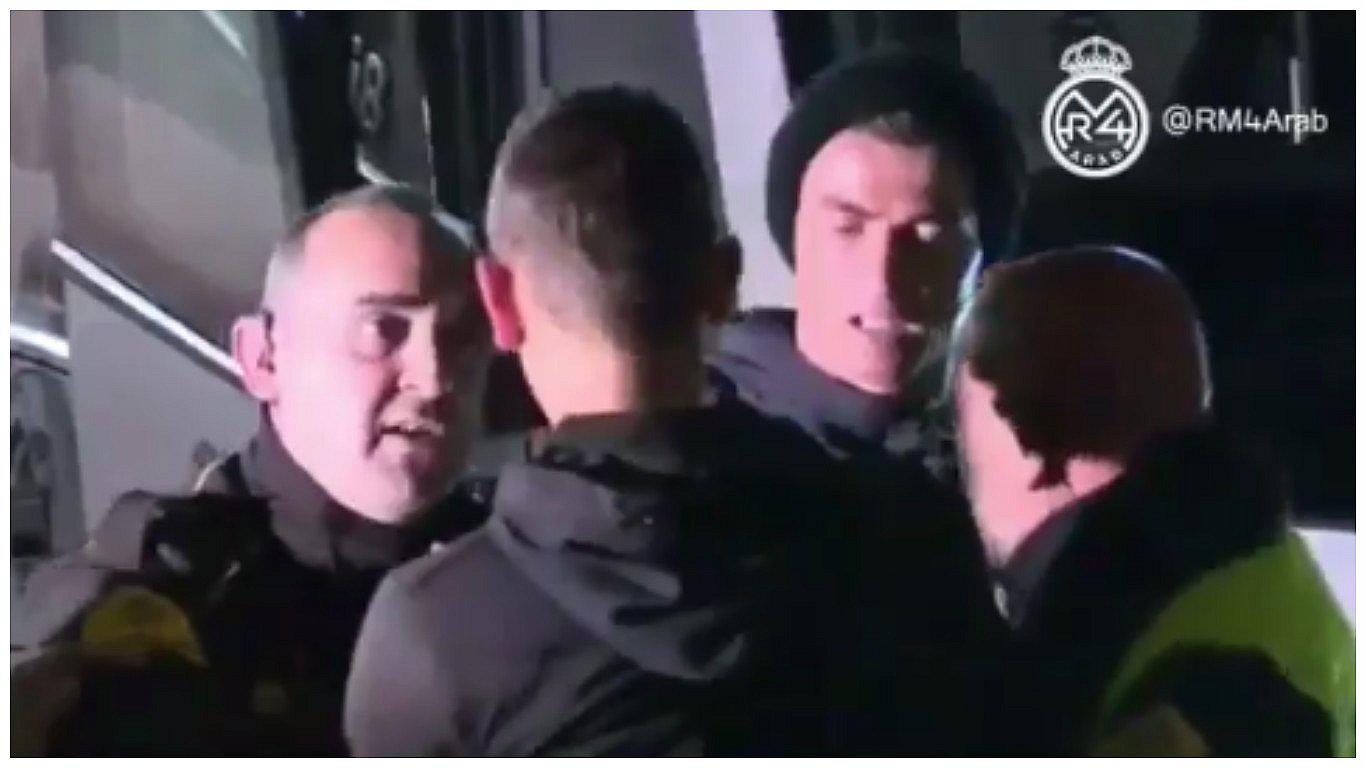 Cristiano Ronaldo salvó a fan de la manera más humilde y emociona al mundo (VIDEO)