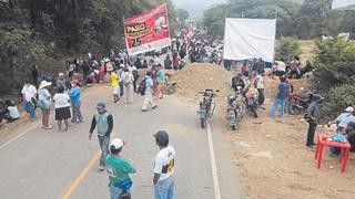 Piura: Protestantes bloquean vía y exigen reinicio de obra en El Faique