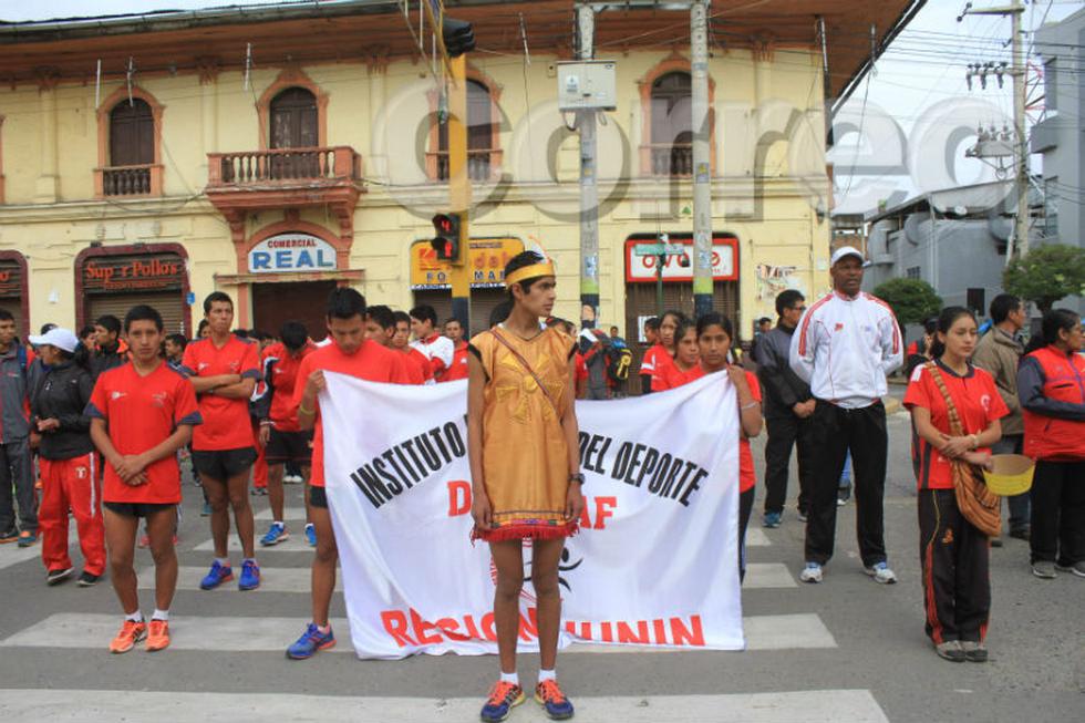 Inicia carrera de chasquis que unirá 5 regiones (FOTOS)