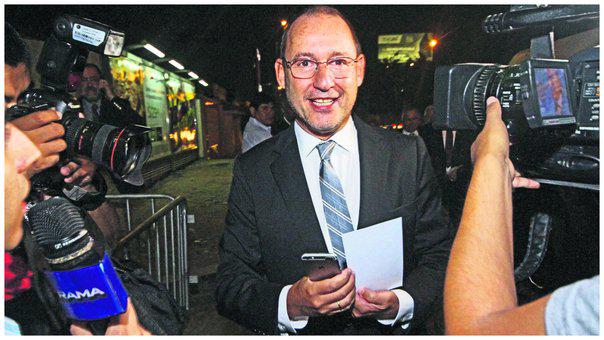 ​José Chlimper: “Keiko Fujimori no tocó sobre con dinero, la Virgen la protegió”