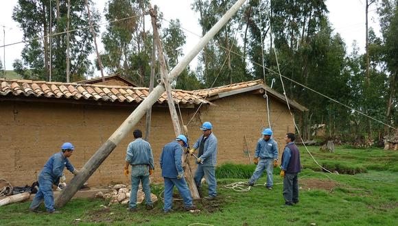 Ministerio de Energía y Minas invirtió 24 millones en electrificación rural