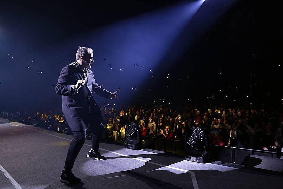 Facebook: Miguel Bosé critica silencio internacional sobre Venezuela con estos vídeos (VIDEO)