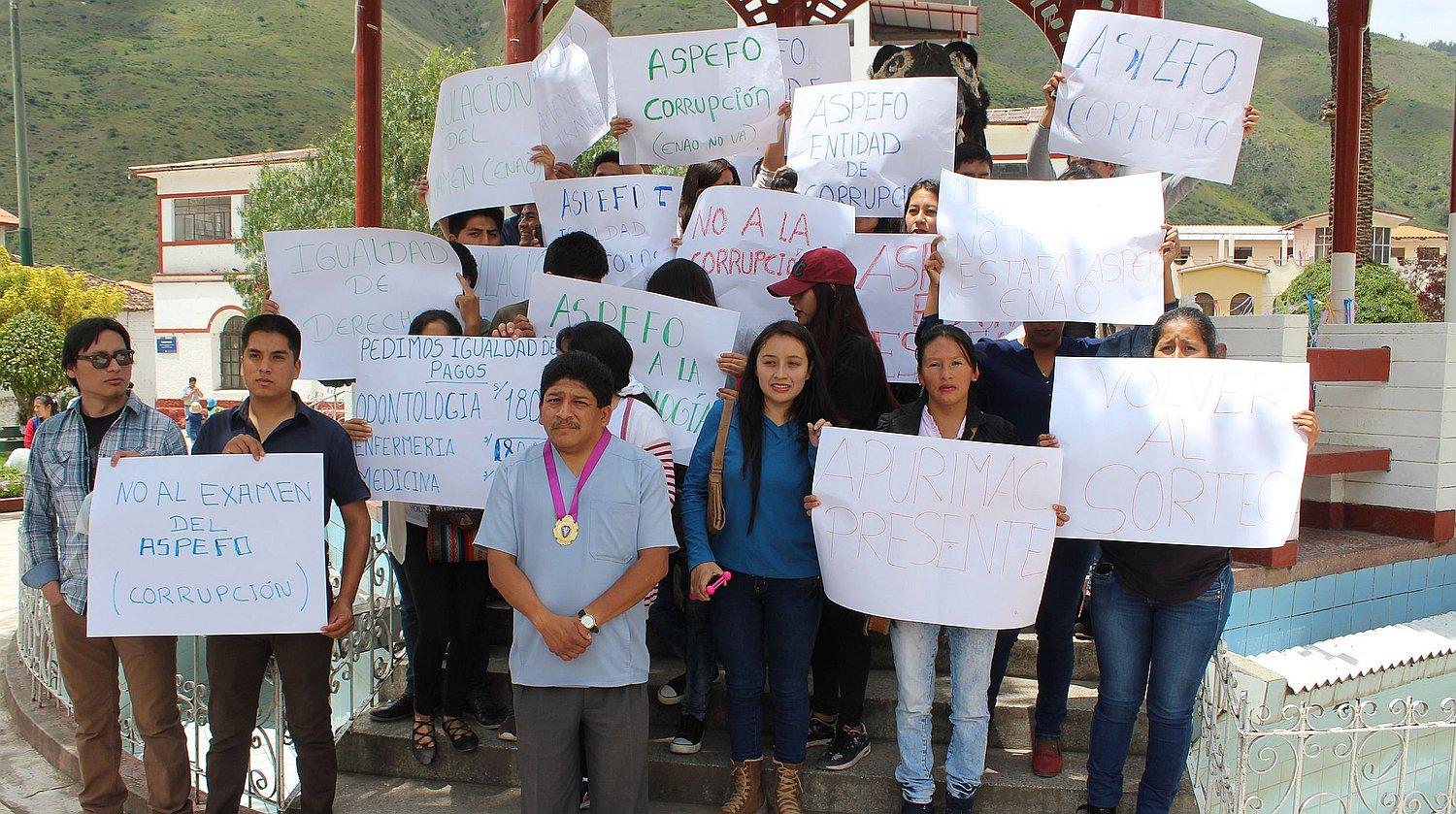 Odontólogos apurimeños rechazan examen nacional