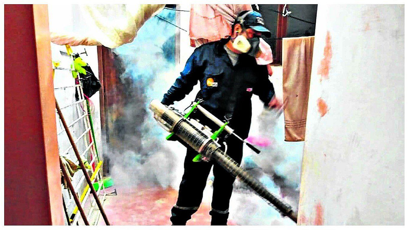 Piuranos en riesgo de contraer dengue por suspensión de agua