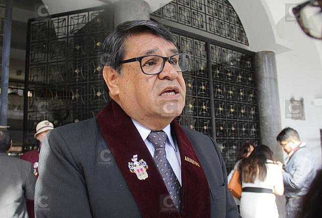 Comisión de Presupuesto fiscalizará gastos en municipio de Arequipa