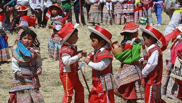 ​¡Ternura! Así bailan los niños del valle del Colca por el 192 Aniversario (VIDEO)