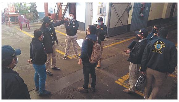 Policía de Alta Complejidad y fiscales ingresan a empresa pesquera en Chimbote para incautar documentación.