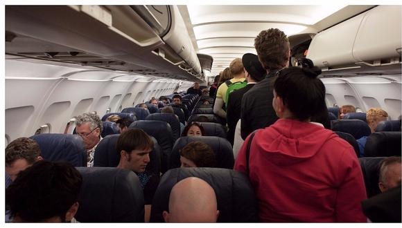 Colombia: aerolínea considera eliminar asientos del avión para atender mayor demanda