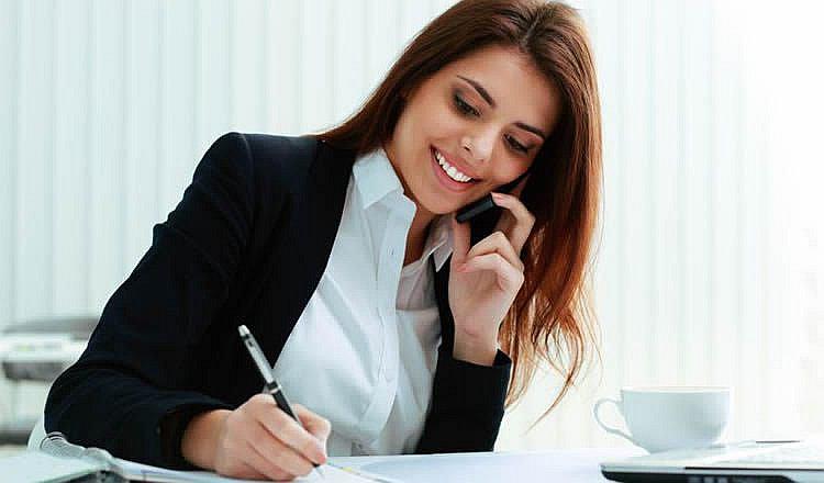 Día de la Secretaria: ​El 77.3% tiene un seguro de salud