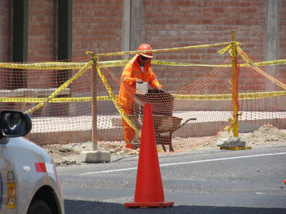 Puente de avenida Cusco sin rampas de acceso
