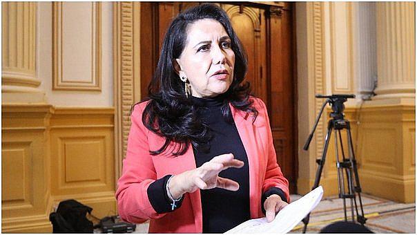 Gloria Montenegro: "César Villanueva confabuló para que PPK renuncie a la presidencia"