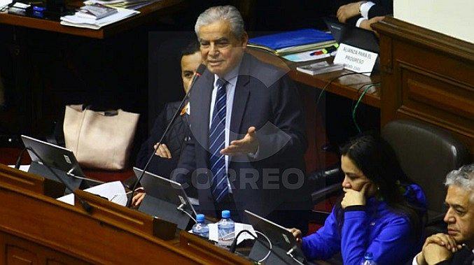 ​César Villanueva: "Nuestros rivales no son los congresistas, sino la corrupción"