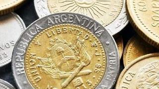 Monedas argentinas valen tres veces más por su peso que por su valor nominal