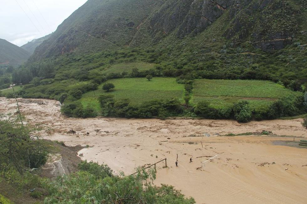 Colapsan tres puentes tras fuertes lluvias en la provincia de Pataz (VIDEO)