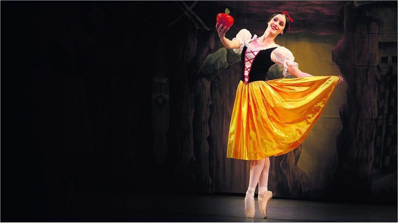 Luciana Cárdenas: “El ballet es mi profesión y yo vivo de eso”