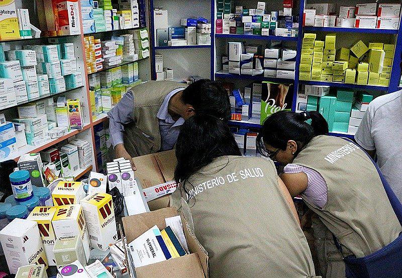 ​Incautan dos toneladas de medicamentos ilegales en Capón Center