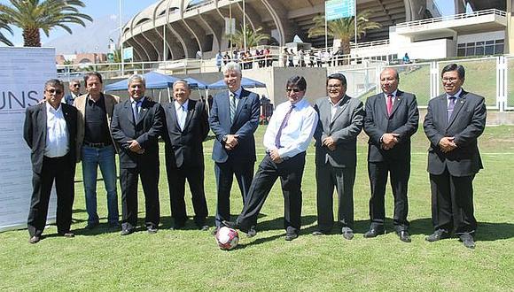 FBC Melgar entregó cancha de Fútbol 7 a la UNSA