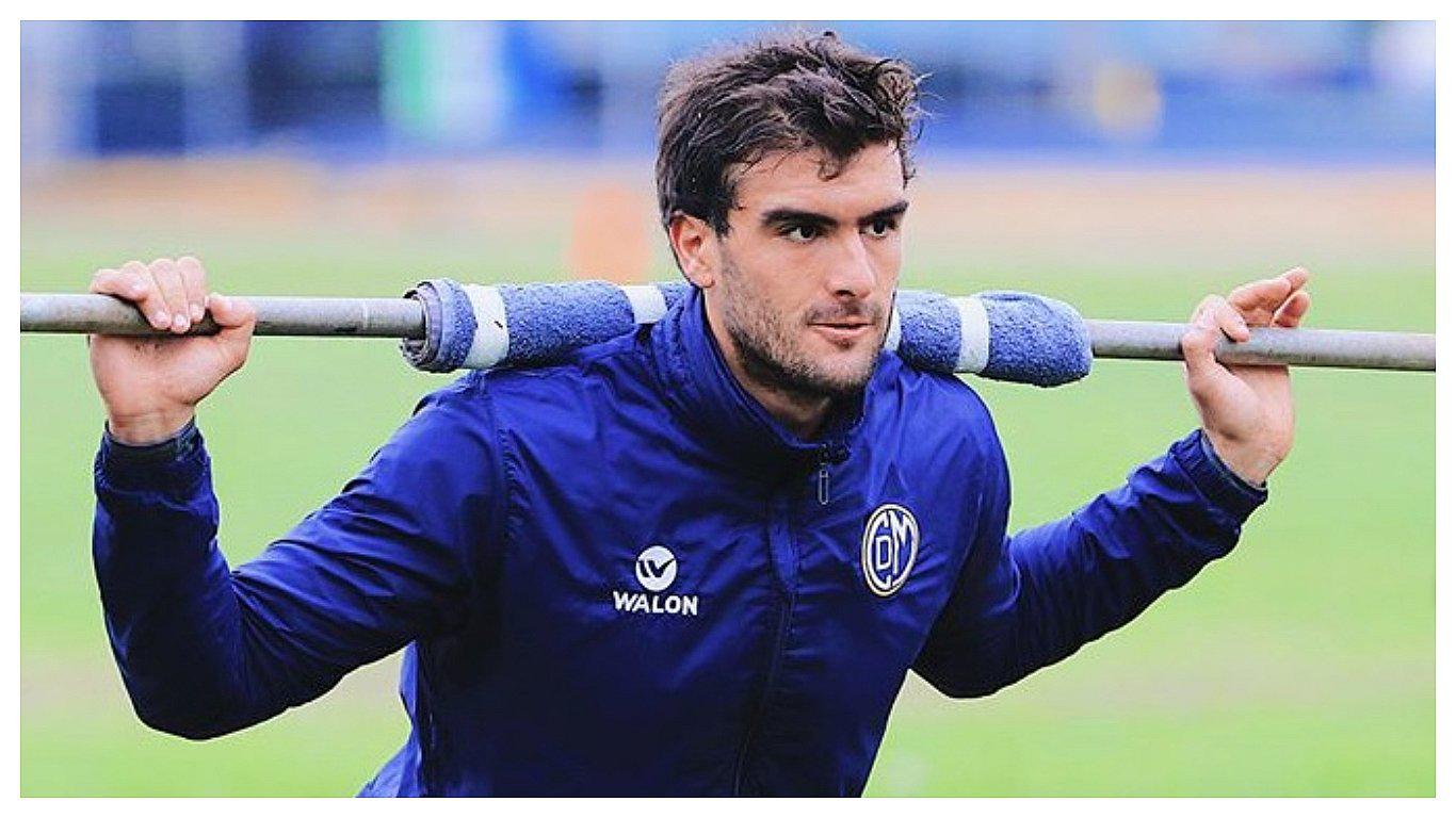 ​Álvaro Ampuero dejó Deportivo Municipal para jugar en Azerbaiyán