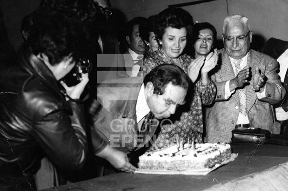 La vida del líder aprista Armando Villanueva en imágenes