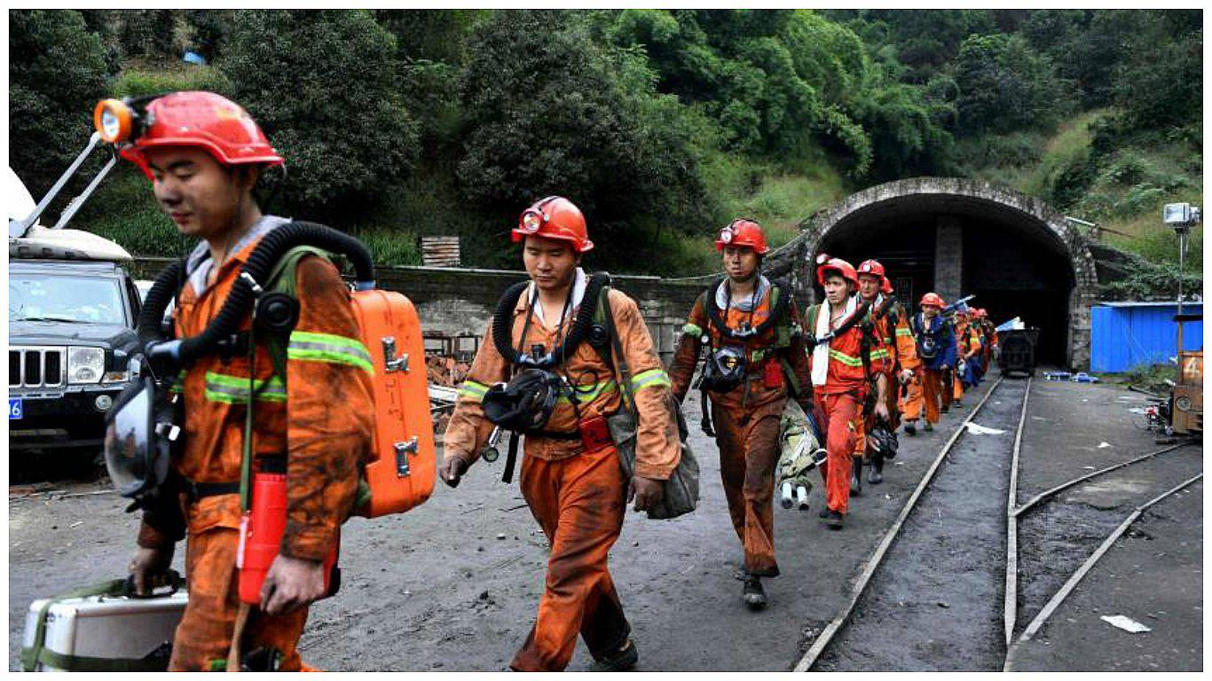 China: ascensor de una mina de carbón se desploma y deja 17 muertos