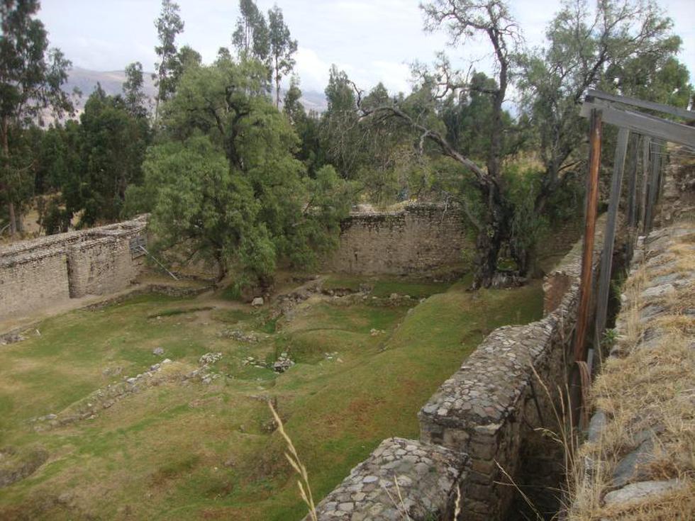 Derrumbes dañan sitio arqueológico Huarivilca (FOTOS)