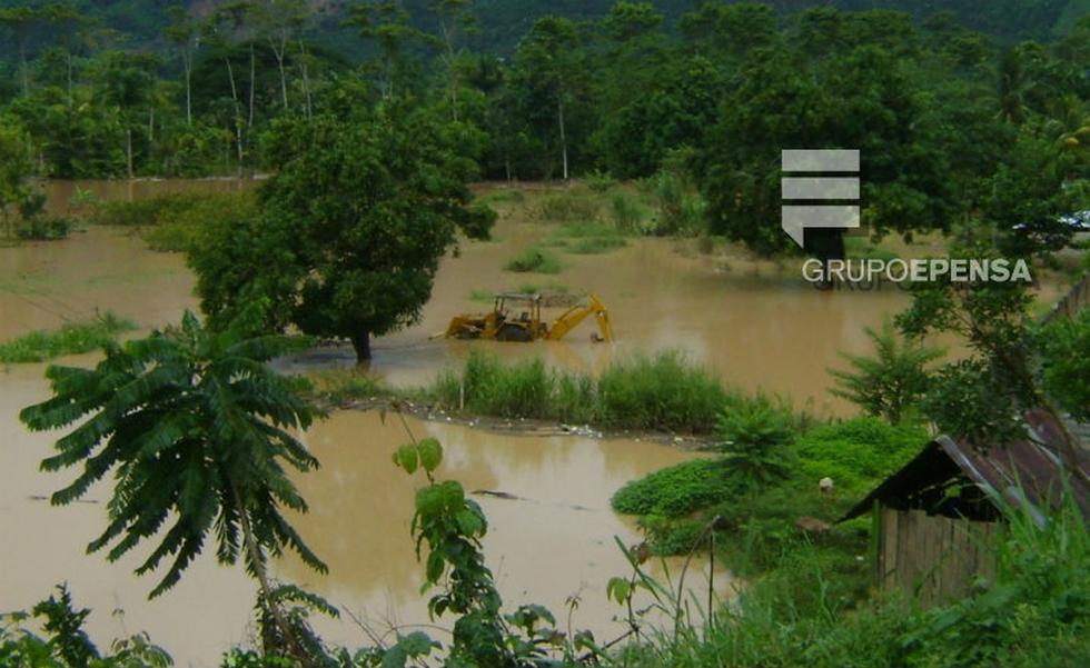 Desbordes e inundaciones no cesan en la Selva Central 