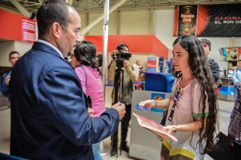 Tras una larga lucha, bloguera cubana salió de la isla