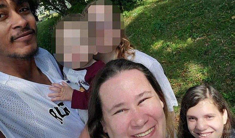 Niña con enanismo abandonada tiene un nuevo hogar con familia cristiana 