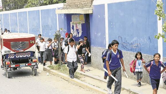 La Libertad: Refuerzan 15 colegios que están en riesgo ante el fenómeno El Niño  