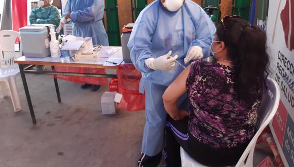 Personal que labora en áreas COVID serán inmunizados con dosis de Pfizer el 19 de octubre en Tacna