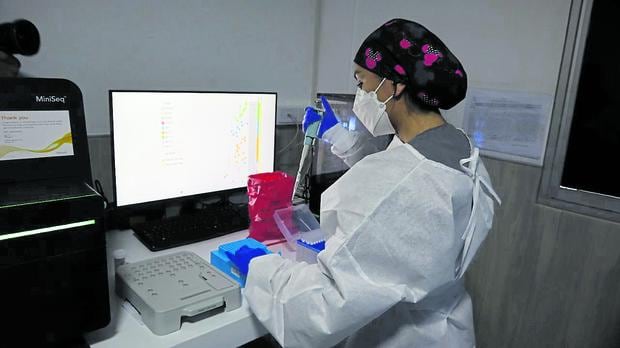 Minsa installs a laboratory in Huancayo where genomic sequencing will be carried out for covid variants