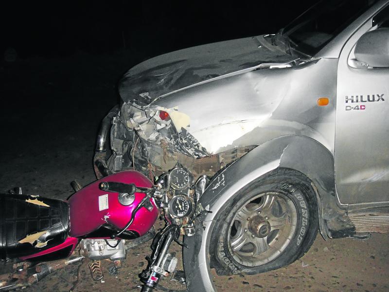 Agricultor ebrio fallece tras chocar moto con camioneta 4x4