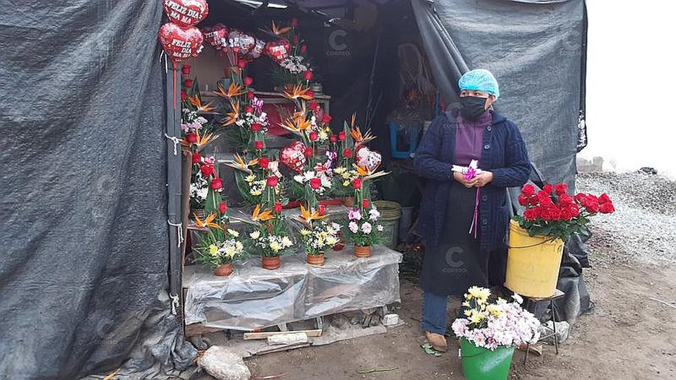 Tacna: Floristas abren sus puestos por Día de la Madre