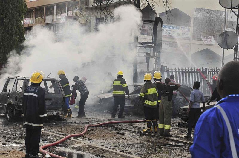Nigeria: Atentado con bomba a centro comercial deja 21 muertos
