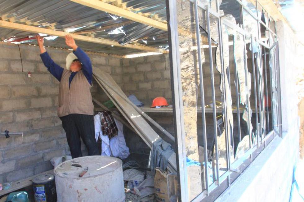 Invasores queman 50 casas en Hunter (fotos)