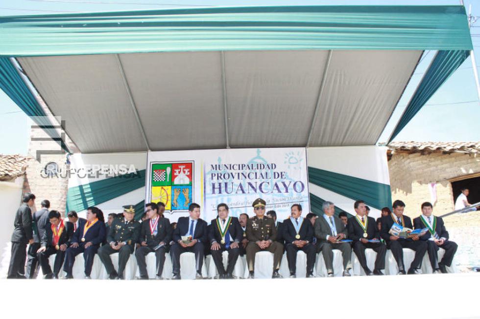 Huancayo: Con desfile conmemoran aniversario