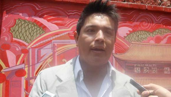 Chiclayo: Juez dispone orden de captura de cantante Leonard León