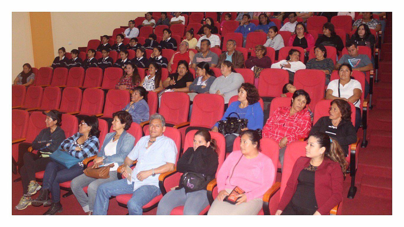 Capacitan a restaurantes y servicios afines por llegada de Papa Francisco