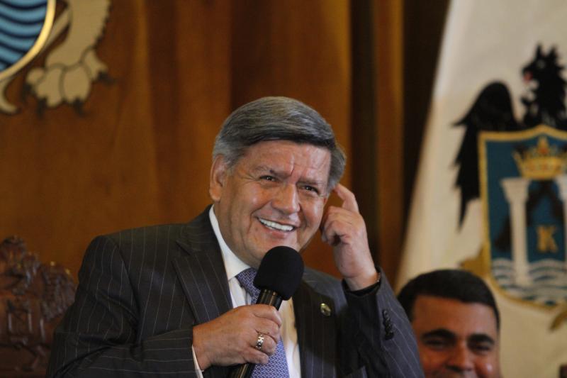 Acuña ganaría con el 47.5% de votos