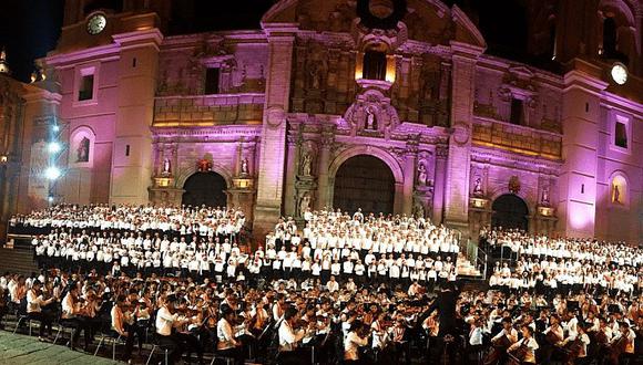 Sinfonía por el Perú ofrecerá concierto navideño en el Circuito Mágico de Lima