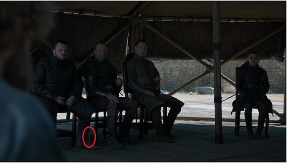Una botella de agua fue vista en la final de ‘Game of Thrones’ 