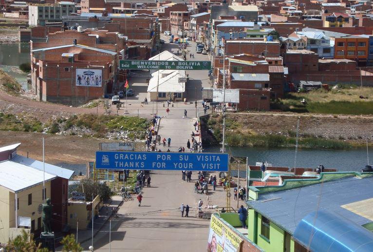 Desaguadero: Peruanos forman comitiva para ver al Papa Francisco