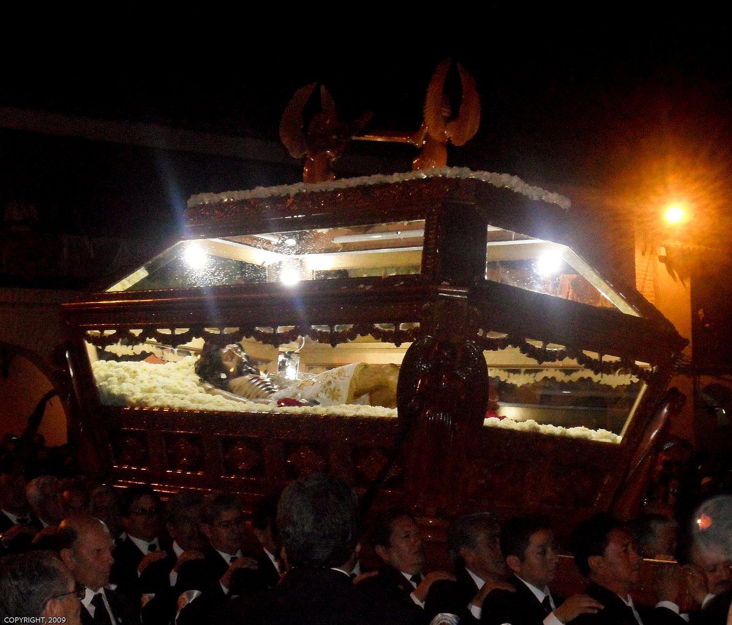 Duelo por procesión del Señor de Santo Sepulcro